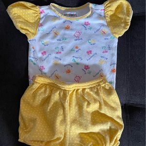 VNTG 90’s Gymboree Rainbow Tag Shirt With Matching Bloomers Butterfly X-Small